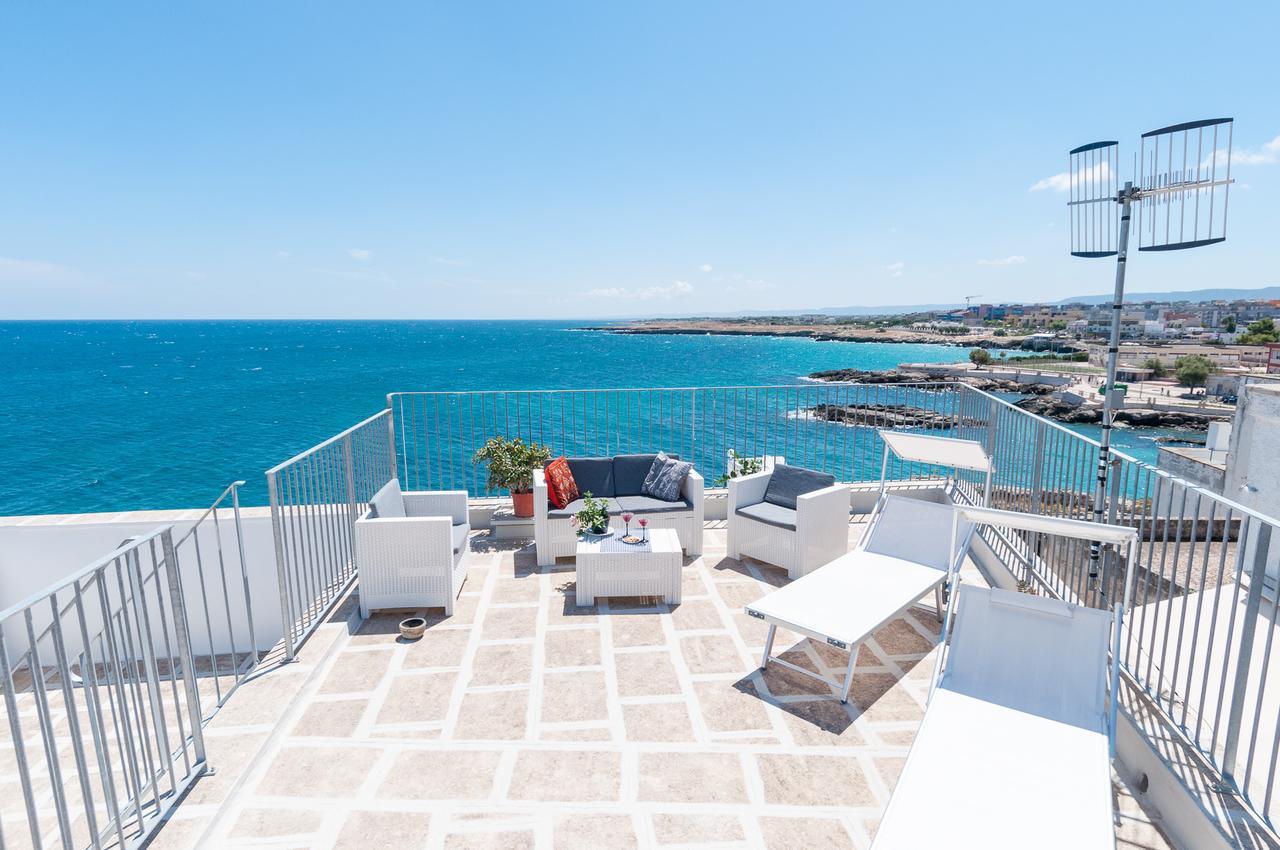 Helloapulia - Sea View Terrace Conchiglia Apartment Monopoli Bagian luar foto